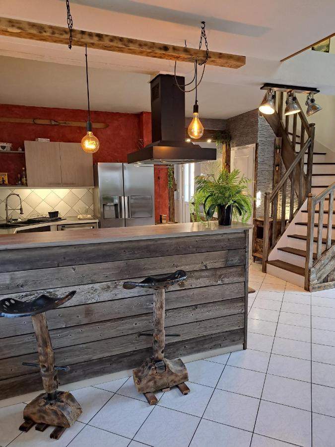 Gite Redrooster Home - 160M2, 4 Ch, 2 Sdb, Fibre, Parking, Sauna, Bain A Remous Theys Exterior foto